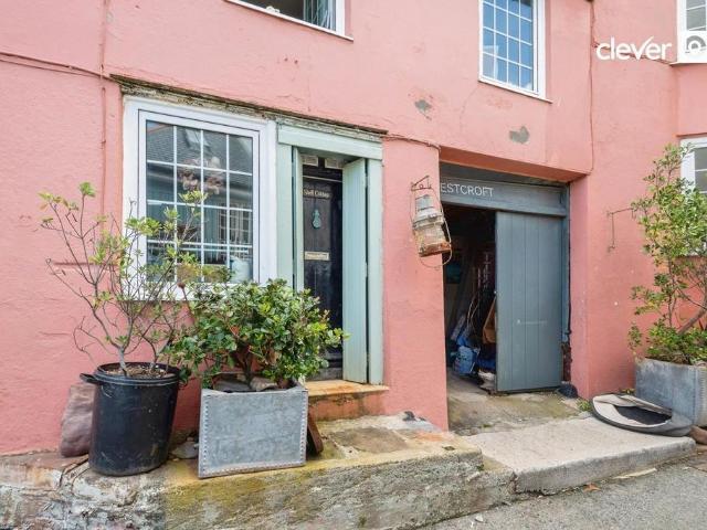 House for sale in Kingsand, Cornwall