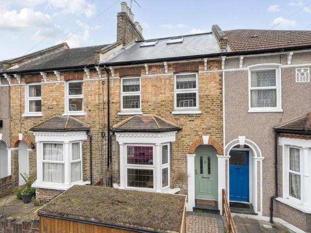 House for sale in London Borough of Lewisham, Ladywell