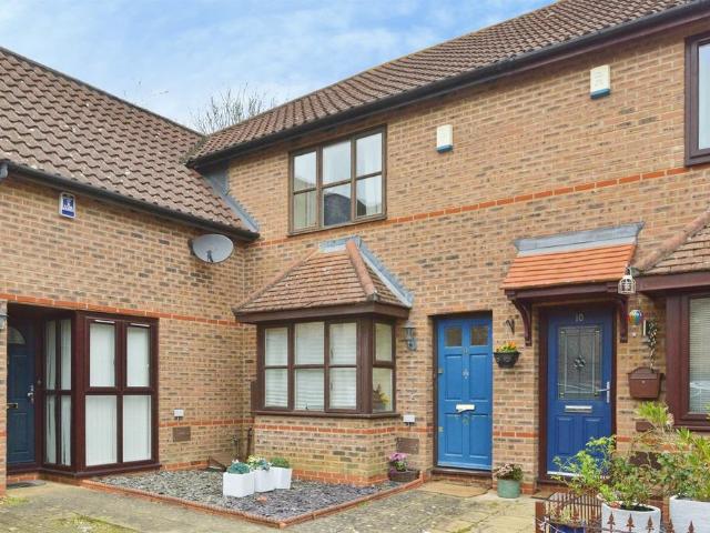House for sale in Shenley Brook End, Milton Keynes