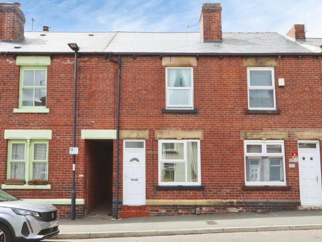 House for sale in Lowfield, South Yorkshire