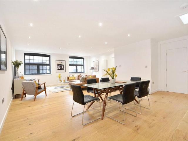 House for sale in London Borough of Lewisham, Greater London