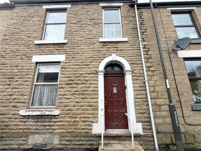 House for sale in Whitfield, Charlesworth