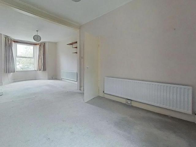 House for sale in Streatham, Greater London