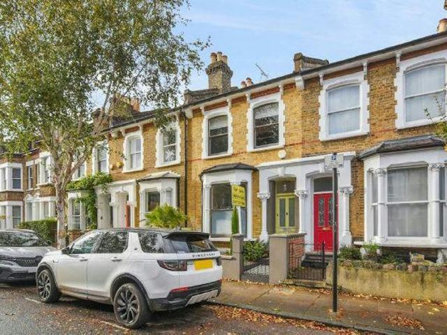 House for sale in Archway, Greater London