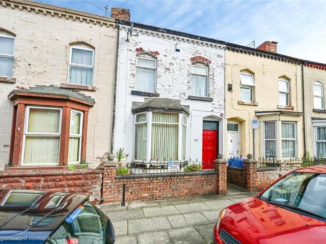 House for sale in Cabbage Hall, Liverpool
