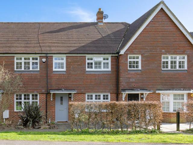 House for sale in Netherne-on-the-Hill, Red Hill