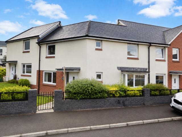 House for sale in Pentre-chwyth, Swansea
