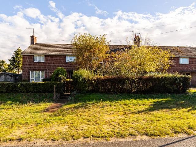 House for sale in New Roughton, East Lindsey