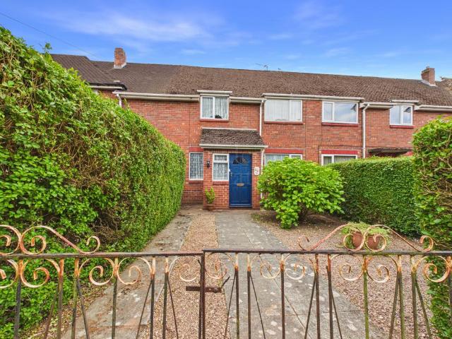 House for sale in Birchen Coppice, Rushock