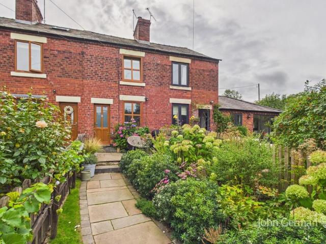 House for sale in Kingsley Moor, Staffordshire