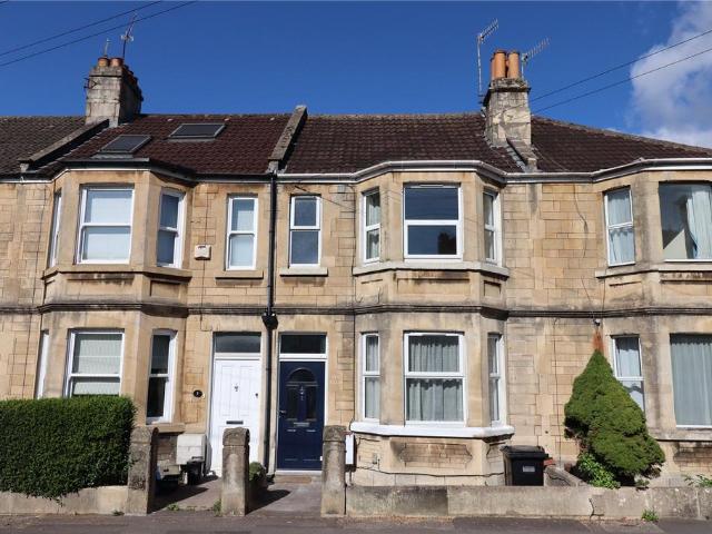 House for sale in Oldfield Park, Bath