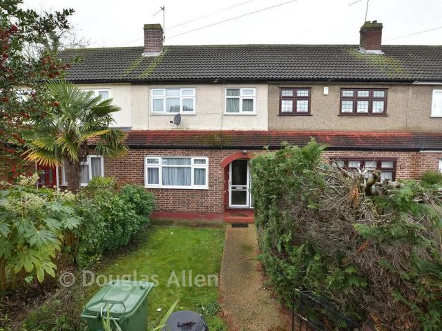 House for sale in Hornchurch, Greater London