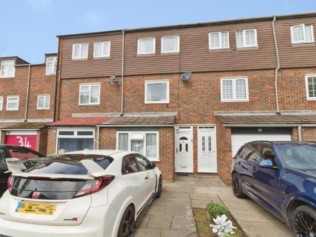 House for sale in Thamesmead, Greater London