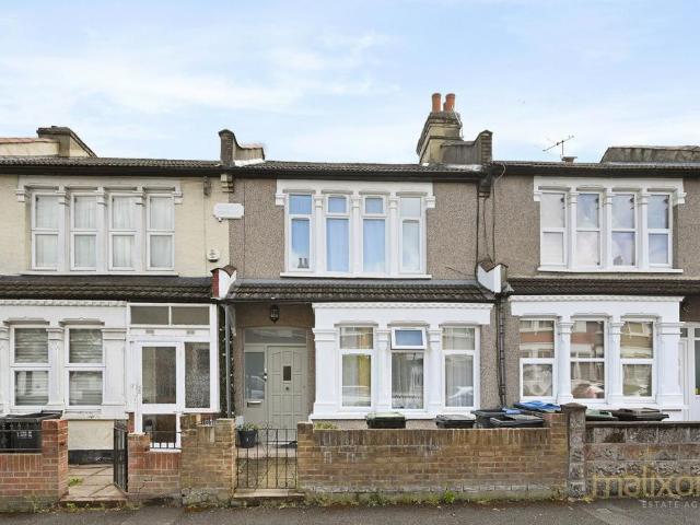 House for sale in London Borough of Croydon, Greater London