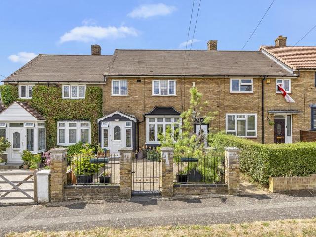 House for sale in Harold Hill, Greater London