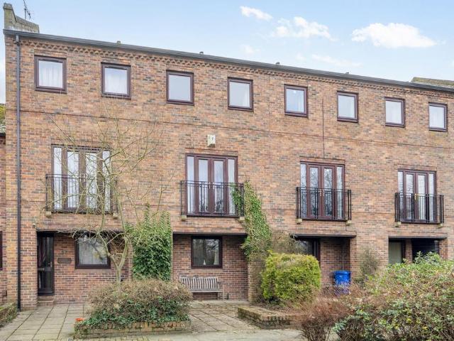 House for sale in Fishergate, High Field