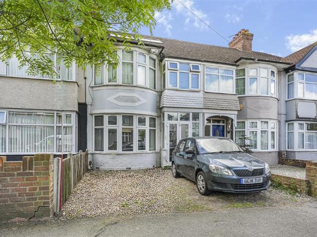 House for sale in Chingford Mount, Highams Park