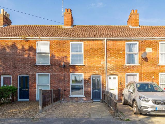 House for sale in Stokesby, Norfolk