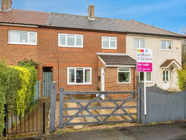 House for sale in Scholes, West Yorkshire