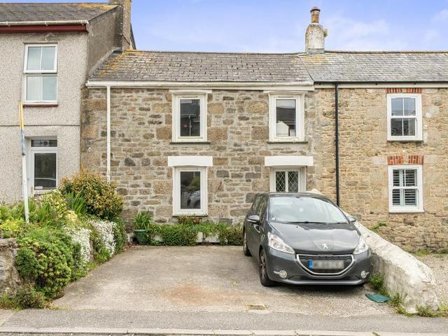 House for sale in Mount Ambrose, Cornwall