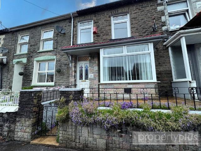 House for sale in Ystrad