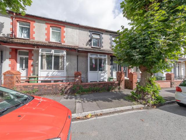 House for sale in Pontypridd, Wales