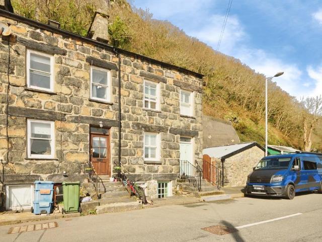 House for sale in Porthmadog, Tremadog