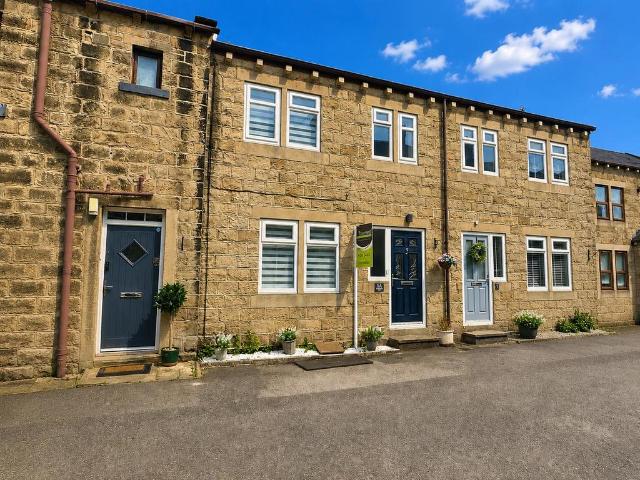 House for sale in Calverley, West Yorkshire