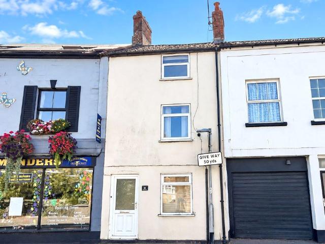 House for sale in Crewkerne, Somerset