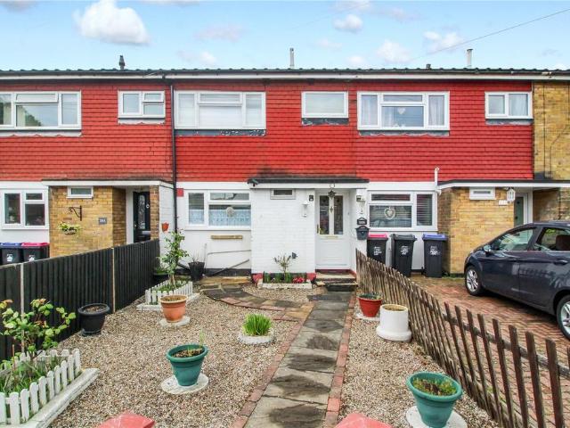 House for sale in Alton Barnes, Essex