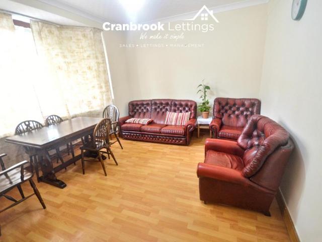 House for sale in Little Ilford, Greater London