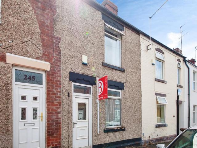House for sale in Lowfield, South Yorkshire