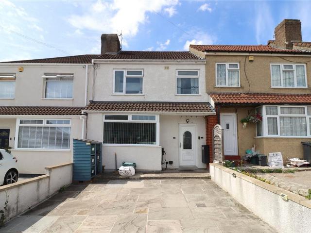 House for sale in Kingswood
