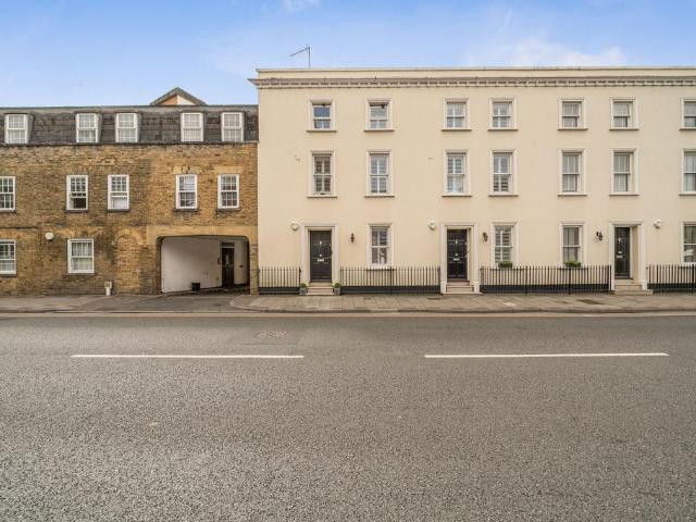 House for sale in Clewer Village, Windsor