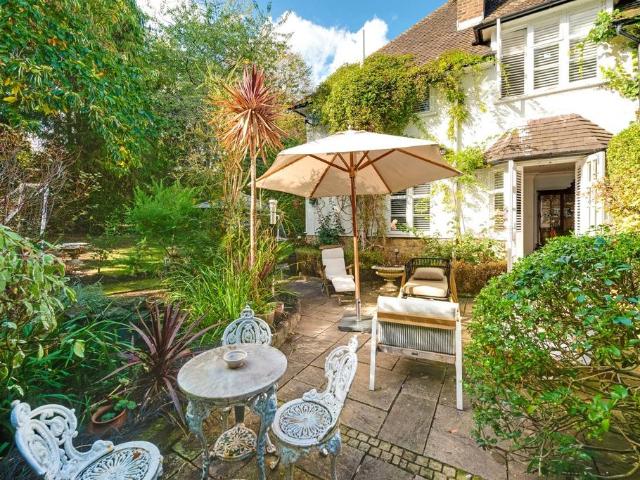 House for sale in London Borough of Barnet, Greater London