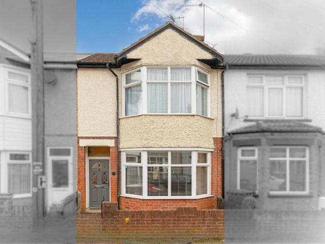 House for sale in New Bilton