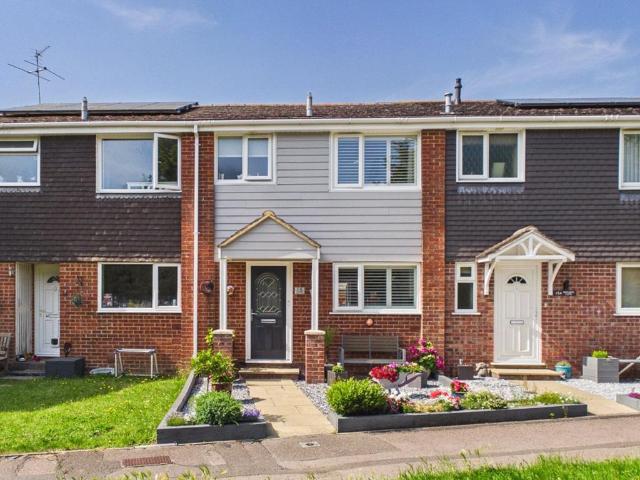 House for sale in Burton and Winkton, Burton