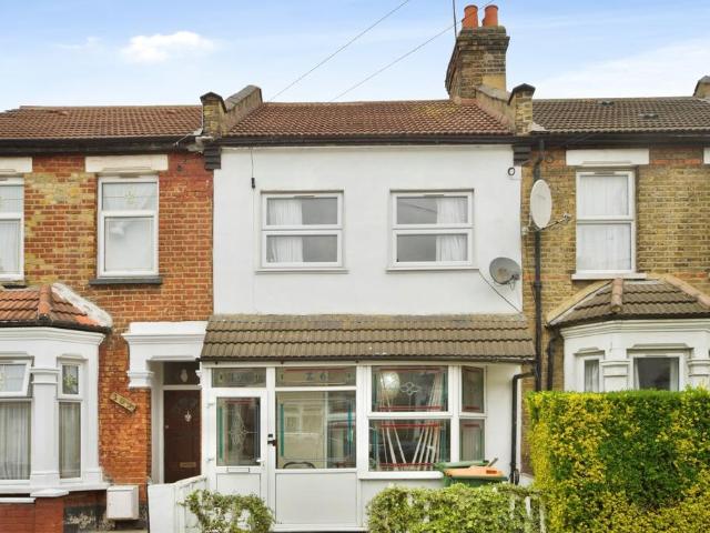 House for sale in Plashet, Greater London