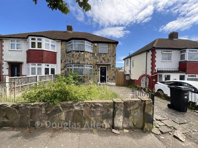 House for sale in Greater London