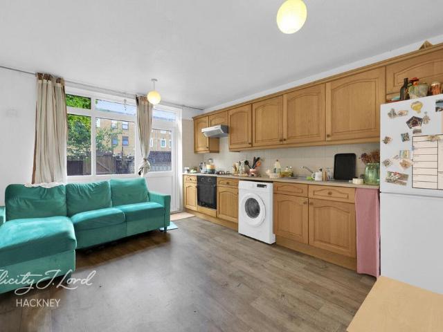 House for sale in Dalston, De Beauvoir Town