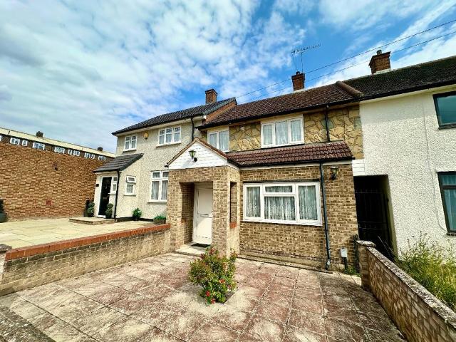 House for sale in Harold Wood, Greater London