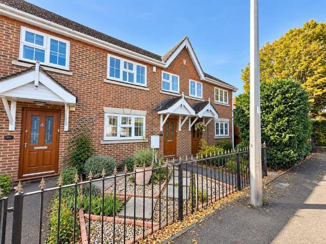 House for sale in Clewer Village, Windsor