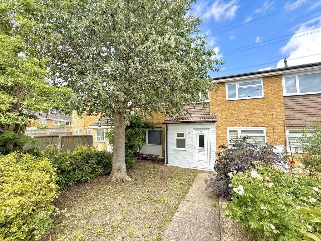 House for sale in Houghton Regis, Bedfordshire