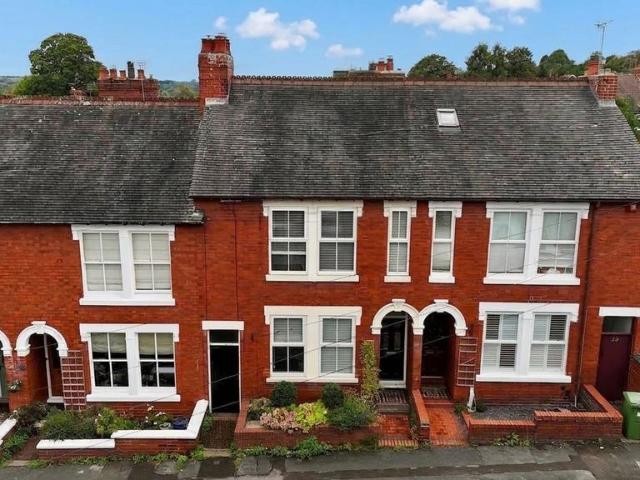 House for sale in Stone, Baswich