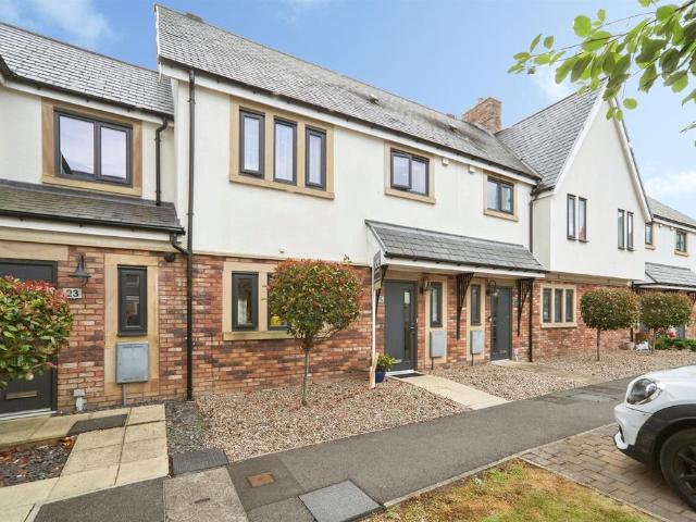 House for sale in Otley, West Yorkshire