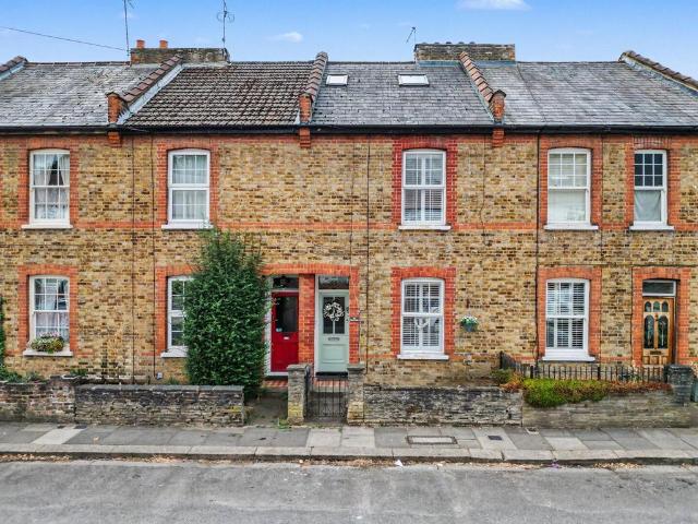 House for sale in Carterhatch, Greater London