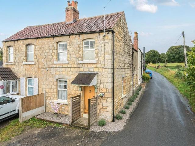 House for sale in Fishers Green, North Yorkshire