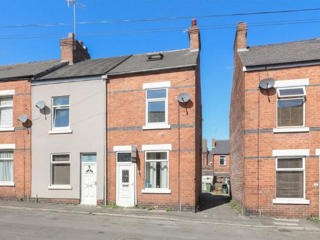 House for sale in Loundsley Green, East Midlands