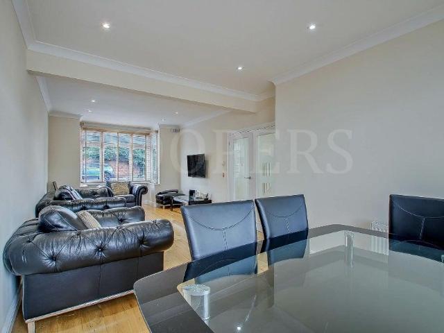 House for sale in Dollis Hill, Greater London