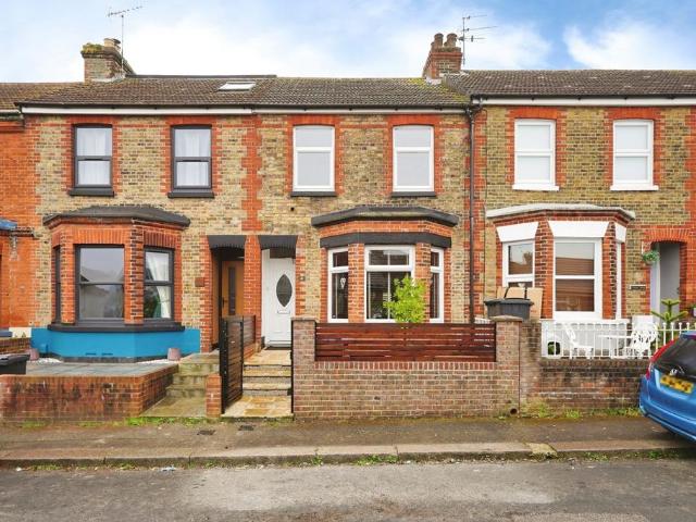 House for sale in Clarendon, Ash